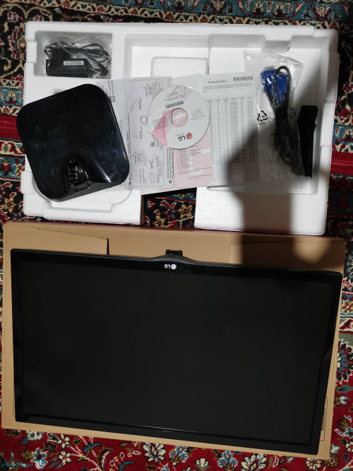 monitor3708a636e6a3a9bde.jpg